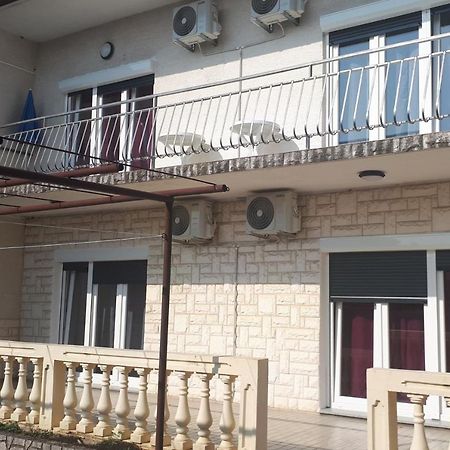 Apartments Kristina Цриквениця Екстер'єр фото
