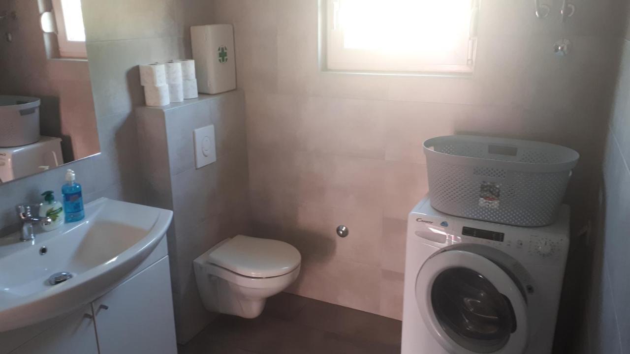 Apartments Kristina Цриквениця Екстер'єр фото